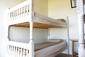 Island Vibe Jeffreys Bay Hostel