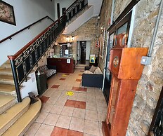 Metropole Hotel