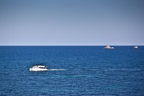 Ryans Ibiza Apartments - Adults Only