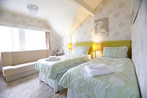 Bryn Woodlands House