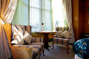 Bryn Woodlands House