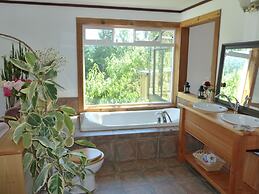 Harrison Hammond House Farmstay