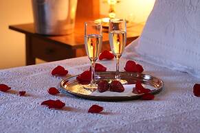 Seven Sea Street Inn