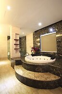 Olalani Resort and Condotel