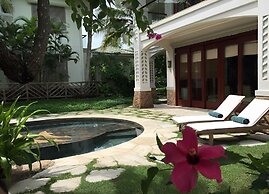 Olalani Resort and Condotel