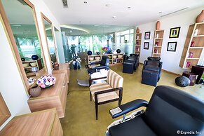 Olalani Resort and Condotel