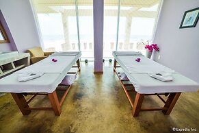 Olalani Resort and Condotel