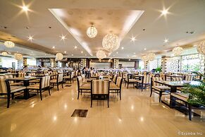 Olalani Resort and Condotel