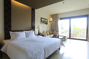 Olalani Resort and Condotel