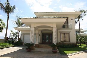 Olalani Resort and Condotel