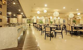 Olalani Resort and Condotel