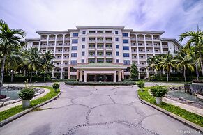 Olalani Resort and Condotel