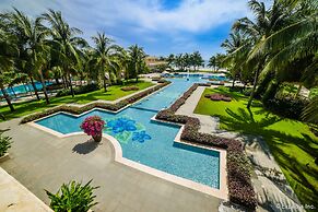 Olalani Resort and Condotel