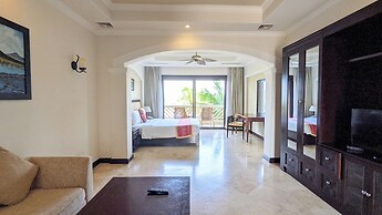 Olalani Resort and Condotel