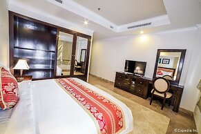 Olalani Resort and Condotel