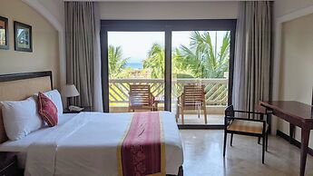 Olalani Resort and Condotel