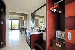 Olalani Resort and Condotel