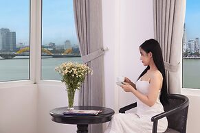 Kay Hotel Han Riverfront