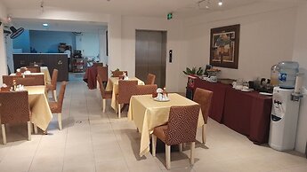 A25 Hotel - 14 Pho Duc Chinh