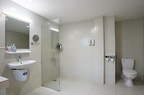 A25 Hotel - 14 Pho Duc Chinh