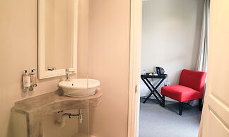 Nottingham Road Hotel