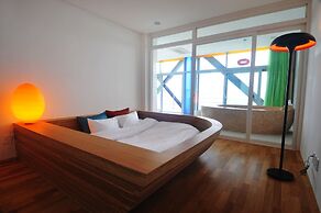 Haslla Art World Museum Hotel