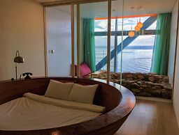 Haslla Art World Museum Hotel