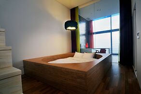 Haslla Art World Museum Hotel