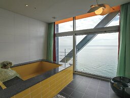 Haslla Art World Museum Hotel