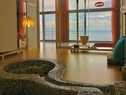 Haslla Art World Museum Hotel