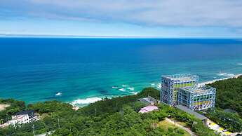 Haslla Art World Museum Hotel