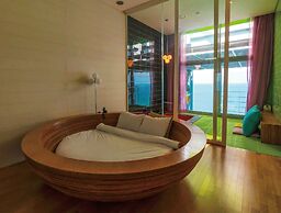 Haslla Art World Museum Hotel