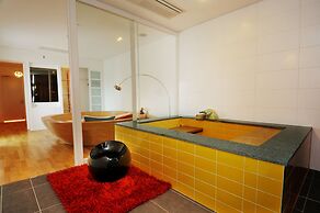 Haslla Art World Museum Hotel