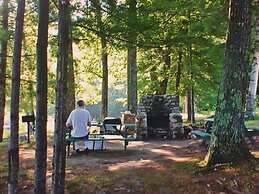 Highland Lake Resort