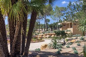 Ses Eufabietes Apartments & Restaurant