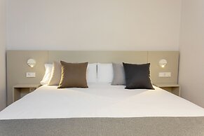 Ses Eufabietes Apartments & Restaurant