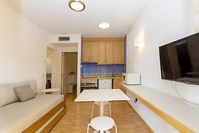 Ses Eufabietes Apartments & Restaurant