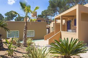 Ses Eufabietes Apartments & Restaurant