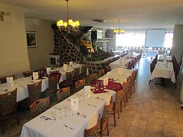 L Auberge et restaurant La Glacière