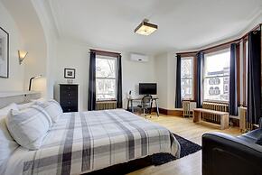 Le Widor, Petit Hôtel