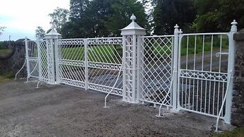 Dundrum House