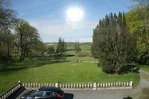 Dundrum House