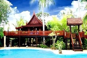 Harry's Bungalows & Restaurant