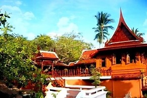 Harry's Bungalows & Restaurant