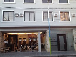 Lorenzo Suites Hotel