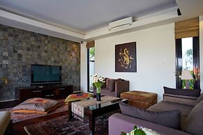 Temple Hill Residence Villa