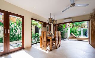 Villa Seriska Seminyak Bali