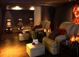 Mandarin Hotel Managed by Centre Point