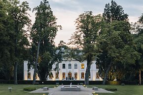 WEISSENHAUS Private Nature Luxury Resort
