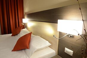 Hotel Galaxy